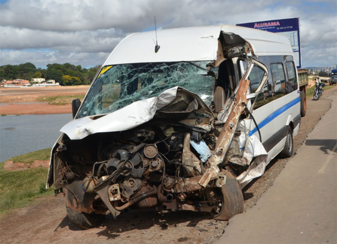 Le choc a été terrible. 4 morts et 5 blessés graves ( photo d'archives)