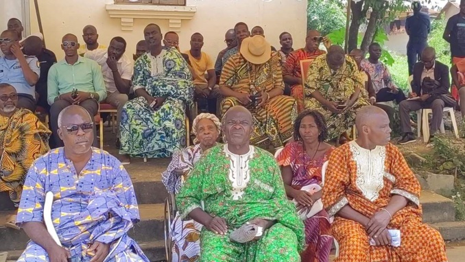 La hache de guerre entre les 2 camps semble enterrée grâce au préfet d'Abidjan