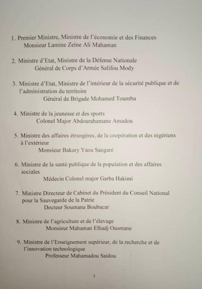 Niger/ La junte forme un gouvernement civilo-militaire.