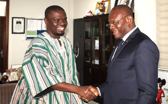 En visite au Ghana/ Le ministre des sports Adjé Silas et son homologue du Ghana oeuvrent à une coopération sportive