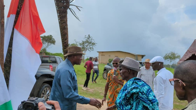 Le ministre Metch Adjé Silas a communié avec les populations du Léboutou