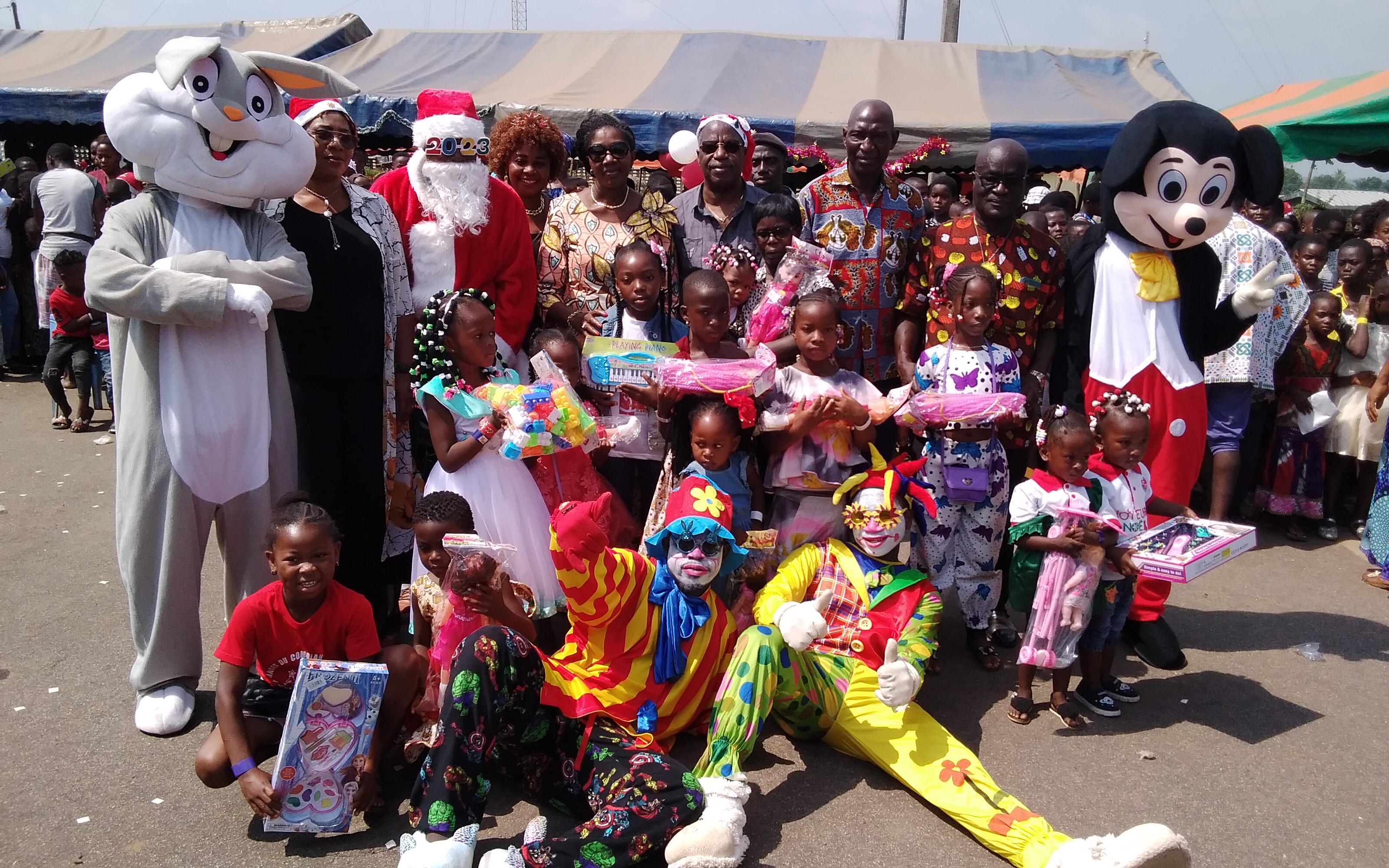 Le maire Gnangni Daniel a célébré Noël avec  les tout petits des villages