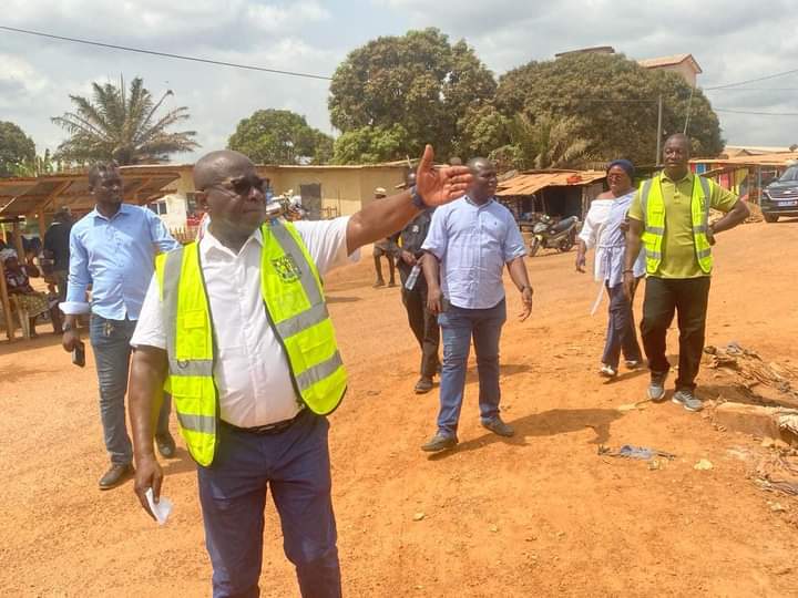 Daoukro/ Une opération de déguerpissement vire au drame. Un agent de la mairie grièvement blessé