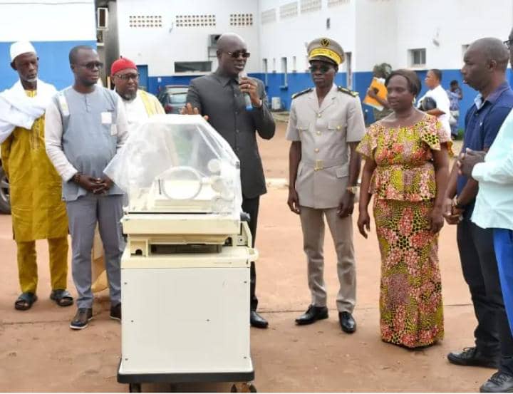 Daoukro/ Une Ong Espagnole offre du matériel médical et biomédical à l'hôpital général