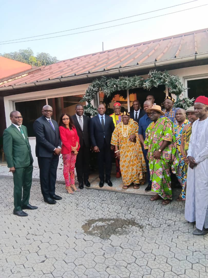 Coupe du monde de maracana en Côte d'Ivoire/ Ce que le ministre des sports, Metch Silas est allé faire chez le président de la chambre des rois