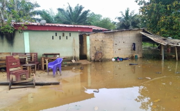 Alépé/ Pluies diluviennes/ La résidence d'un maire sous les eaux